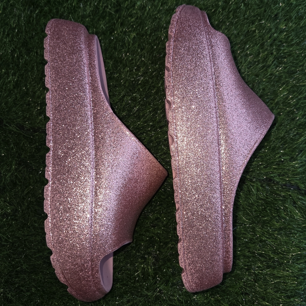 Combo Pink Glitter Slides and White Quilted Bag Forever 21 ,Size 9W - Picture 8 of 9
